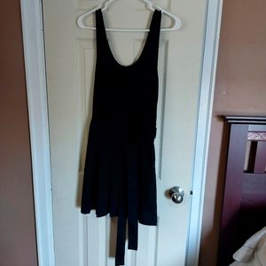 Theory I love this little dress!!